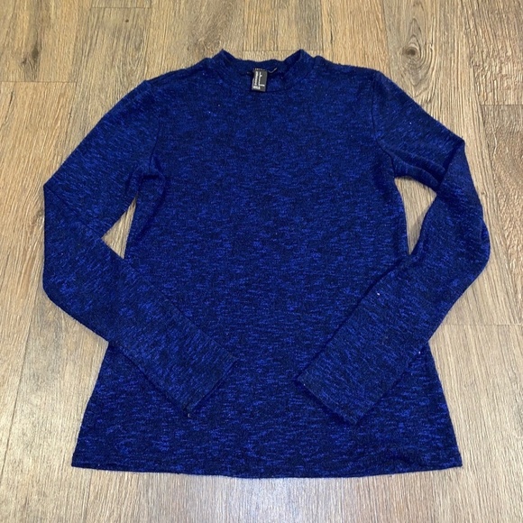 Forever 21 ladies small navy sweater so soft - Picture 1 of 4